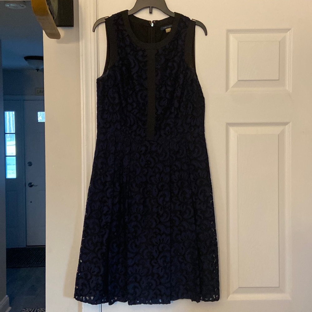 Tommy Hilfiger size 4 short wedding guest dress